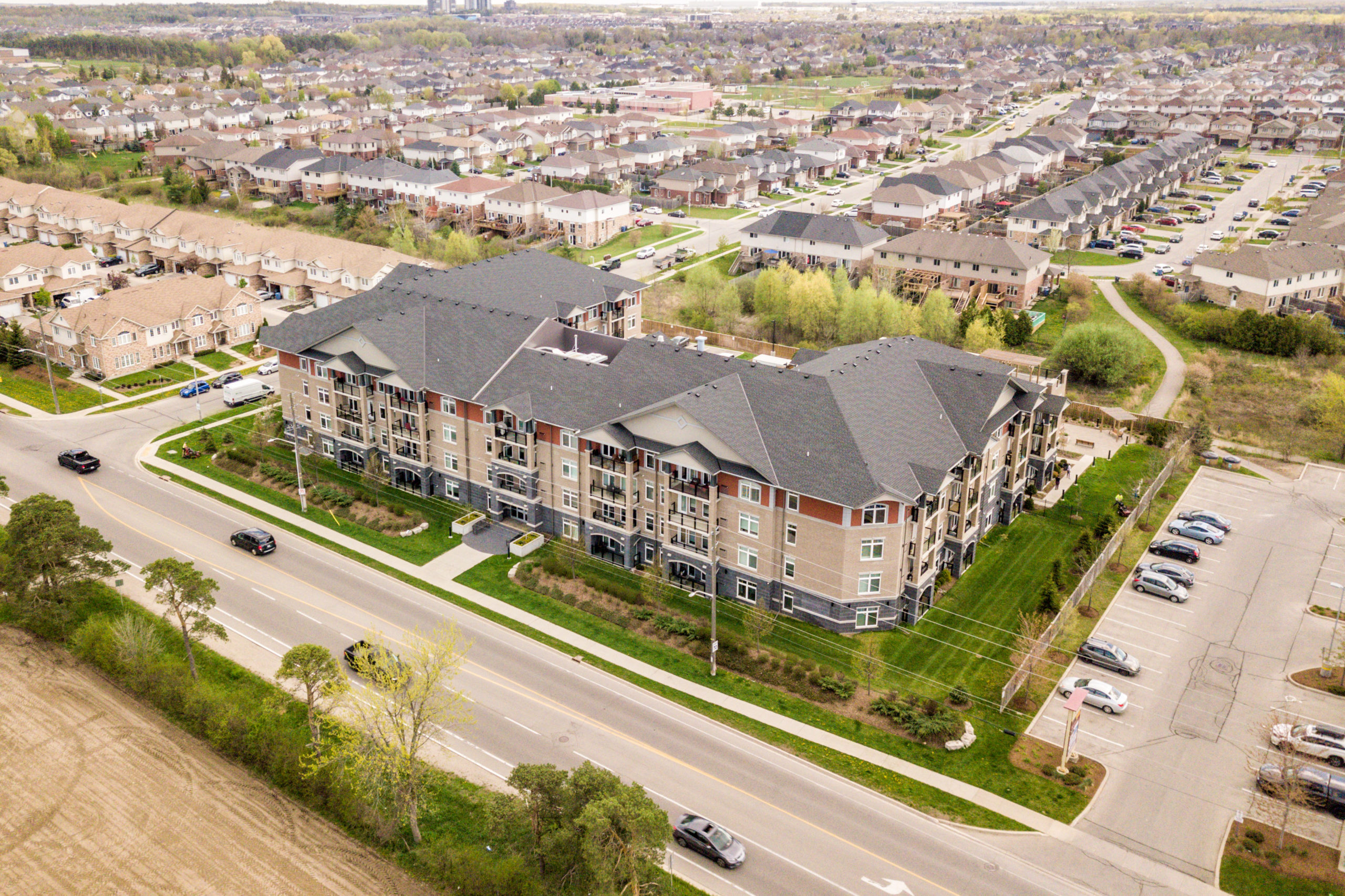 aerial photo photo taken by photic real estate photography kitchener